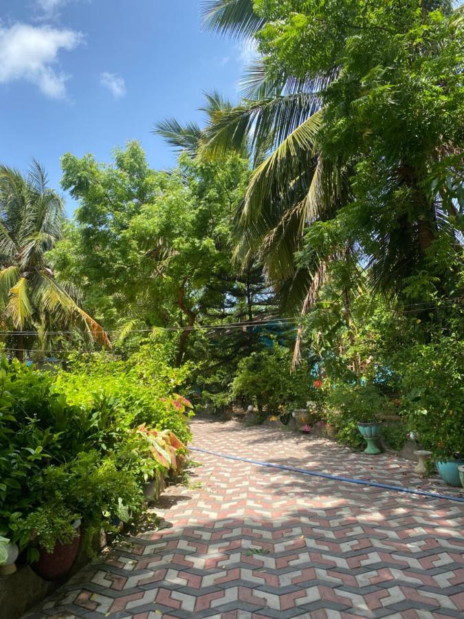 Island Breeze Inn Nilaveli Exterior foto